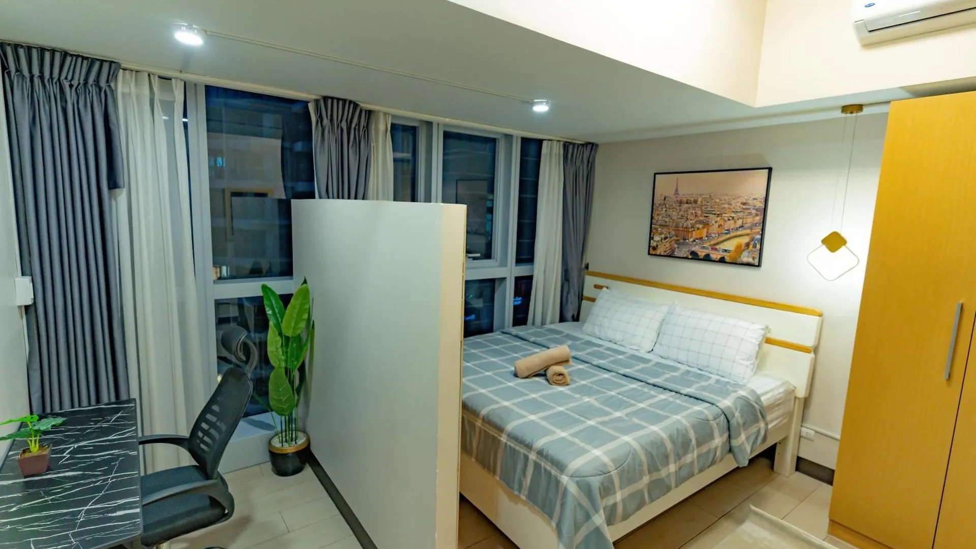 Aparthotel 3Br Modern Uptown Parksuites Bgc With Bathtub Taguig